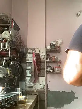 amitsharma7868 online show from April 16, 3:17 am