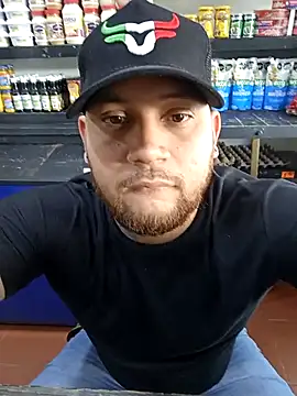 Catire10  online show from December 22, 8:06 pm