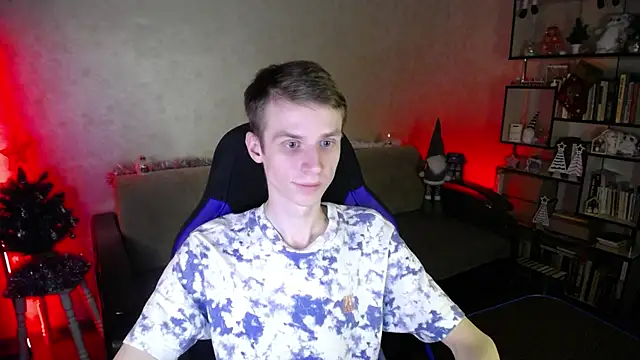 yes cute boy  online show from January 9, 9:31 pm