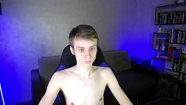 yes cute boy  online show from February 10, 3:17 pm