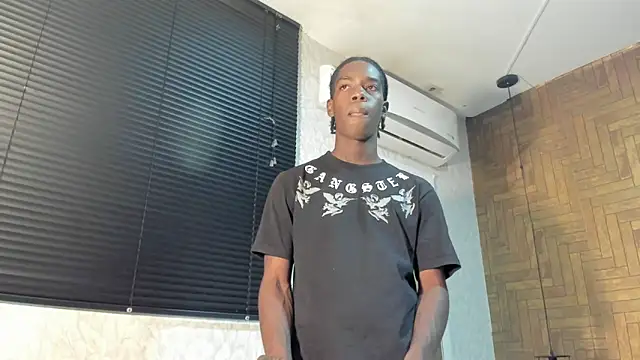 Snapshot of Cam_Brown chatting on September 12, 4:23 am Cam Brown online show from September 12, 4:23 am