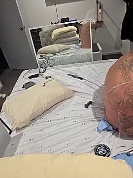 iamthepublickmasterbater online show from February 20, 2:19 pm