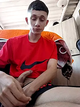 miguel13567 online show from October 13, 7:42 pm