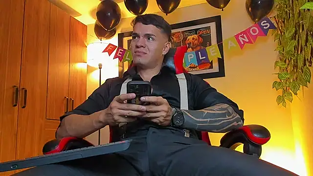 ALPHA DOMINUS  online show from November 20, 4:56 am