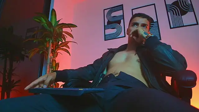 ALPHA DOMINUS  online show from April 9, 6:19 am