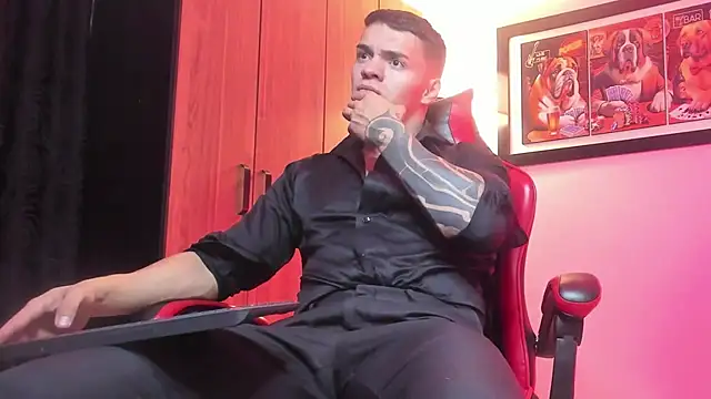 ALPHA DOMINUS  online show from December 18, 5:14 am