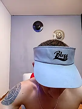 jhonny thes28 online show from November 11, 9:58 am