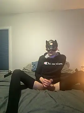 bambi02 online show from March 26, 7:01 am