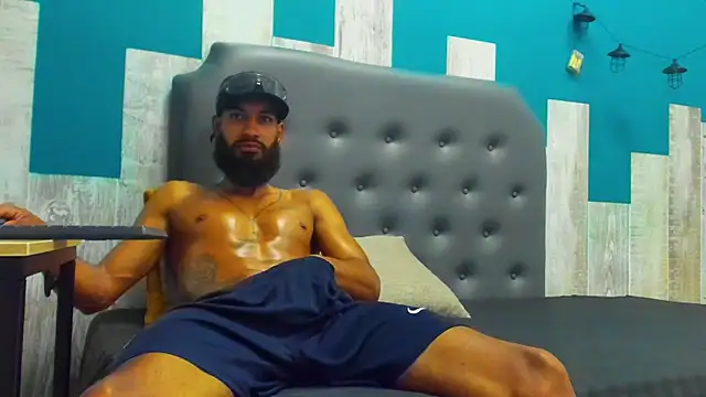 Damian Shakur online show from November 17, 12:30 pm