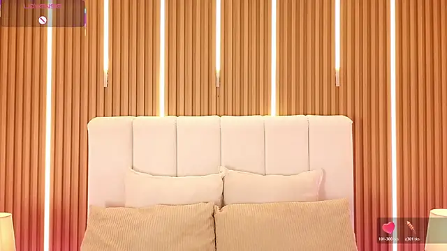 Dulcey  online show from April 9, 4:32 am