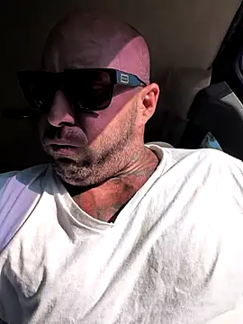 Snapshot of joeyoneill chatting on September 11, 8:41 pm joeyoneill online show from September 11, 8:41 pm