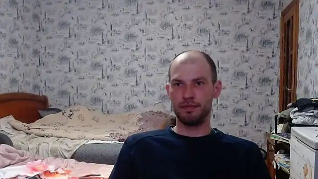 hangryf online show from December 5, 12:01 pm