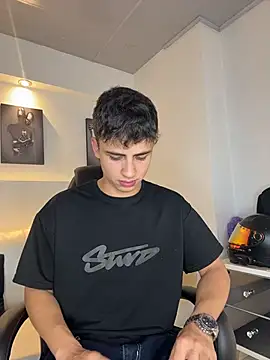 AdrianRinaldi online show from March 24, 8:13 pm