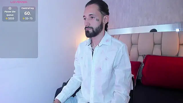 Hisoka 011 online show from February 7, 8:03 pm