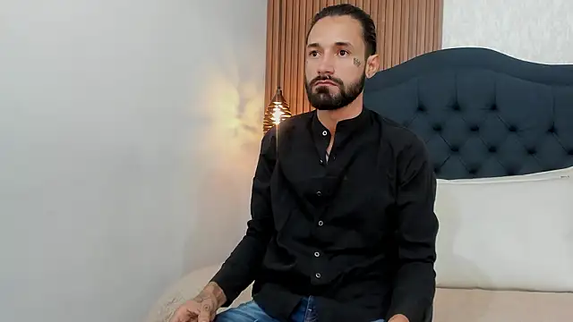 Hisoka 011 online show from February 15, 12:57 pm