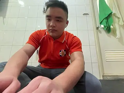 greenteazhang online show from February 1, 4:05 pm