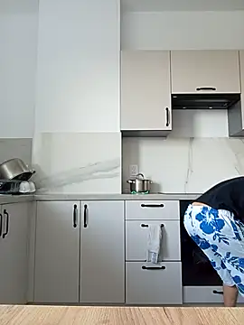 pajarics online show from October 13, 10:32 am