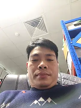 PhongTranHN1 online show from January 18, 9:11 am