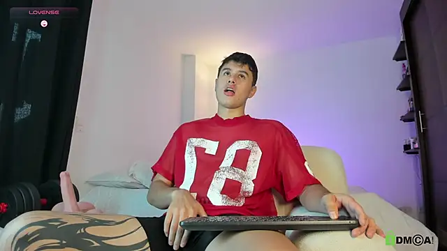 twinguys online show from March 15, 11:40 am