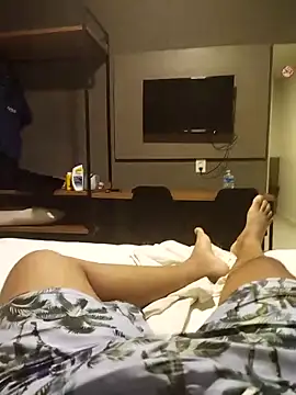 Snapshot of Santoro15 chatting on April 10, 1:56 am Santoro15 online show from April 10, 1:56 am