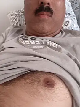 moonflower25 online show from April 1, 12:07 pm