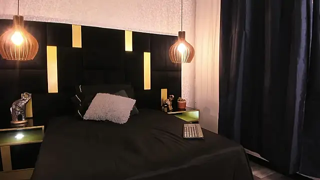 Lucio  Fox online show from March 14, 11:39 am