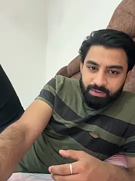 hottestboy03 online show from November 2, 6:06 am