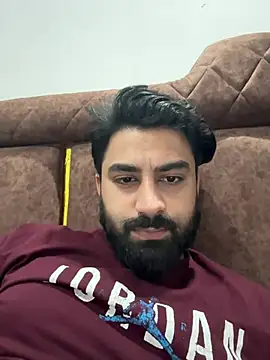 hottestboy03 online show from July 17, 10:11 am