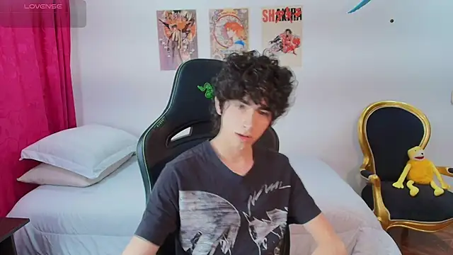 Nude Boy18 online show from July 17, 12:40 am