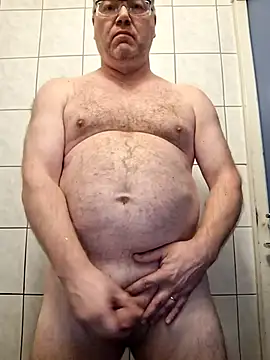 pettson72 online show from November 9, 9:02 am