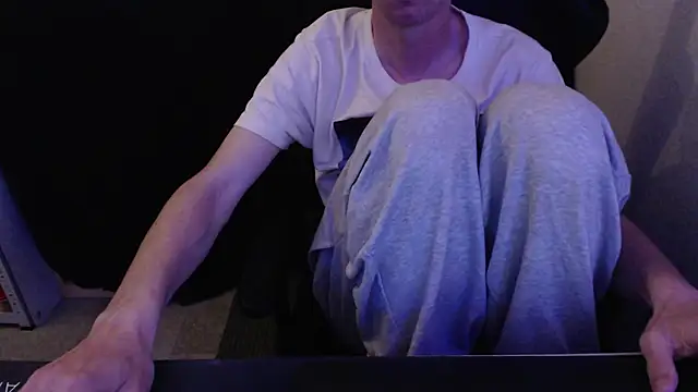 sakiramissy online show from April 6, 7:25 pm