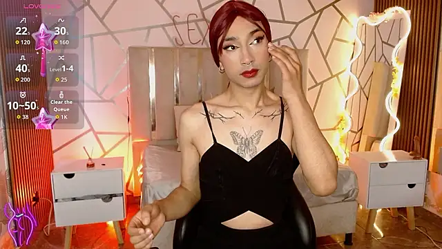 CYRUS TAY online show from January 15, 1:03 pm