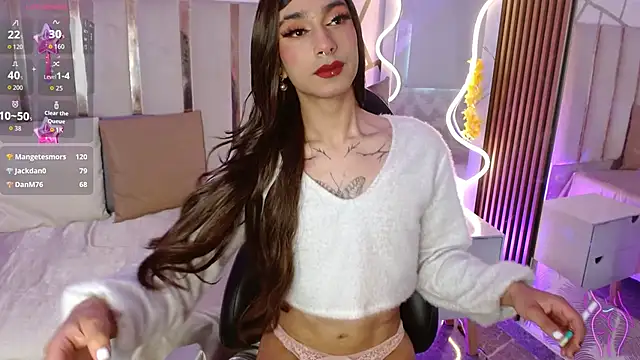 CYRUS TAY online show from February 11, 12:32 pm