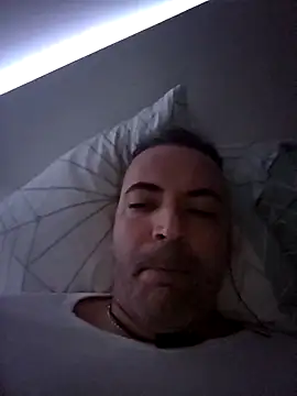 974kcdq online show from November 18, 6:50 am