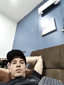 Jheampiiero online show from November 18, 2:54 pm