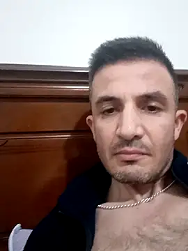 Snapshot of OGUZOZAN chatting on October 7, 9:30 pm OGUZOZAN online show from October 7, 9:30 pm