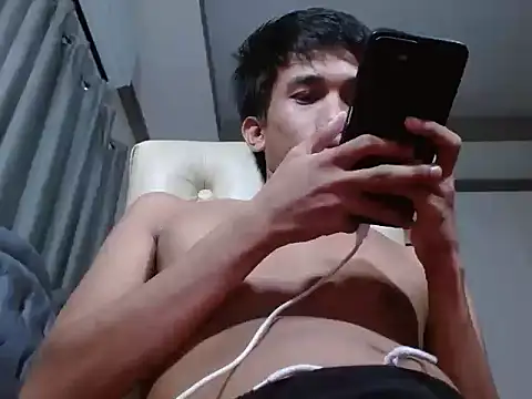 charlie0728 online show from December 17, 10:33 am