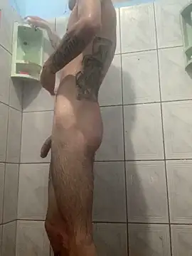 Luan  18 online show from November 4, 10:11 pm