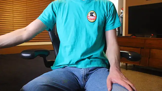 jjjjjfive online show from April 6, 5:30 am