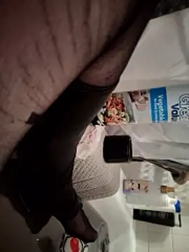 BillyIdoll75769 online show from April 20, 11:57 am