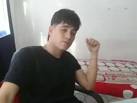 Snapshot of maximo_gomez chatting on October 21, 8:45 pm maximo gomez online show from October 21, 8:45 pm