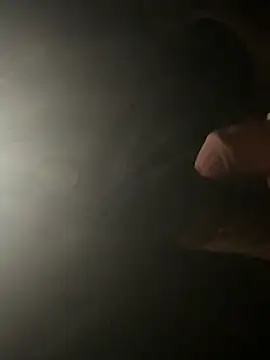 leegun9919 online show from March 19, 5:16 pm