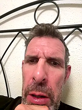 gigolobcn online show from December 13, 8:26 pm