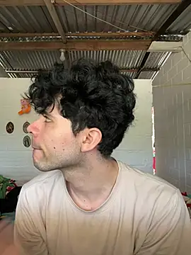 Axel-Mejia online show from July 10, 3:48 pm