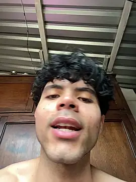 Axel-Mejia online show from March 5, 8:49 pm