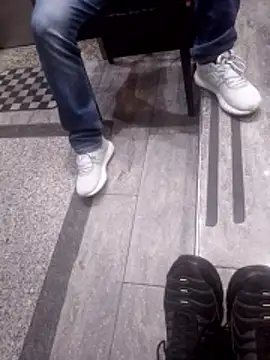 vergonvenco online show from March 12, 4:53 am