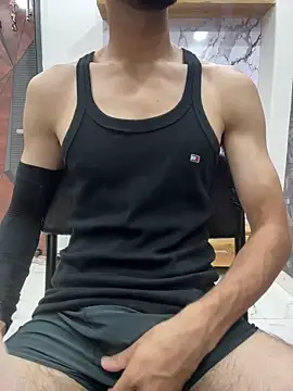 coupleyug online show from April 18, 5:03 pm