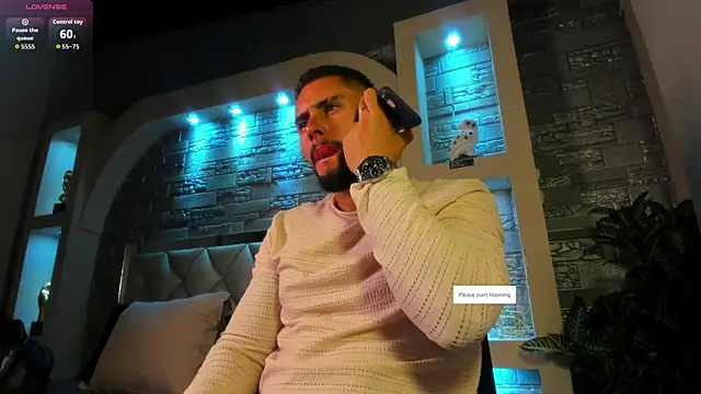 Snapshot of dominic_de_luca chatting on September 22, 2:55 am dominic de luca online show from September 22, 2:55 am