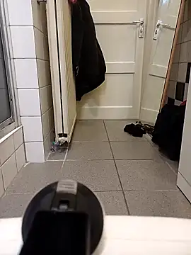 toywood online show from January 5, 8:45 pm