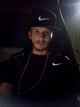 Romance32 online show from November 6, 2:58 am